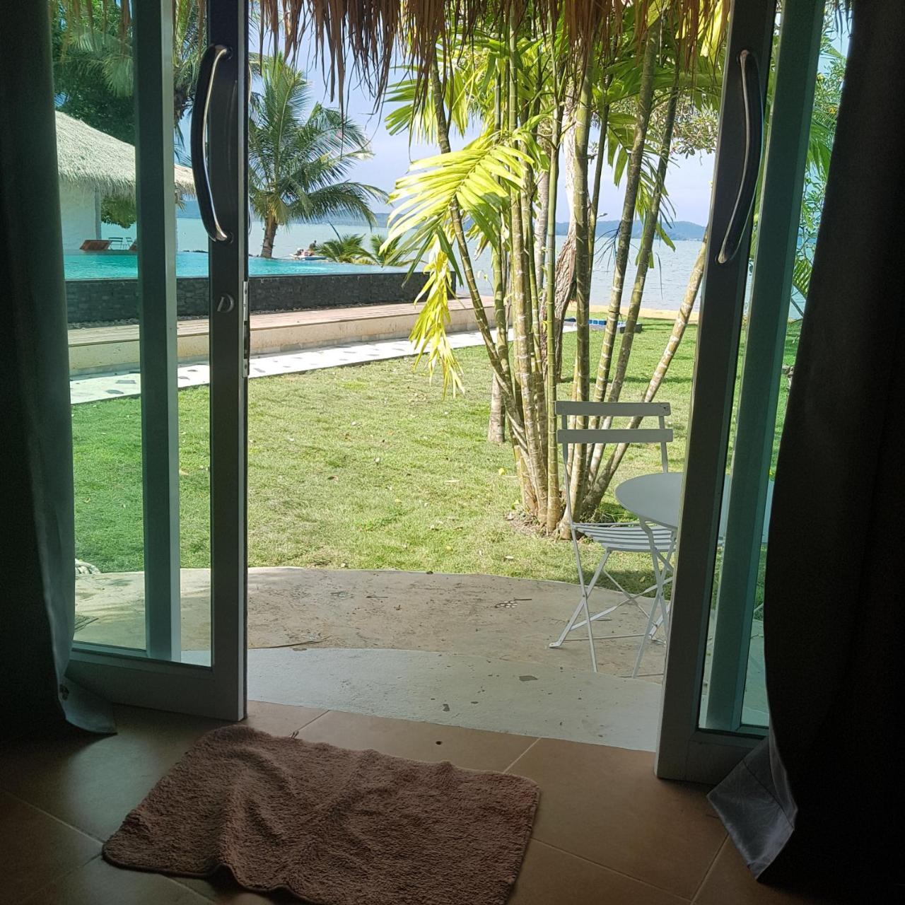 Bungalow with Sea View,759342896:JPEG
