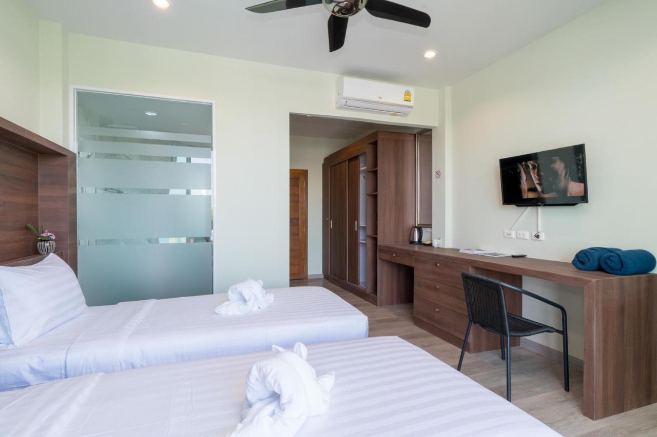 Deluxe Family Room