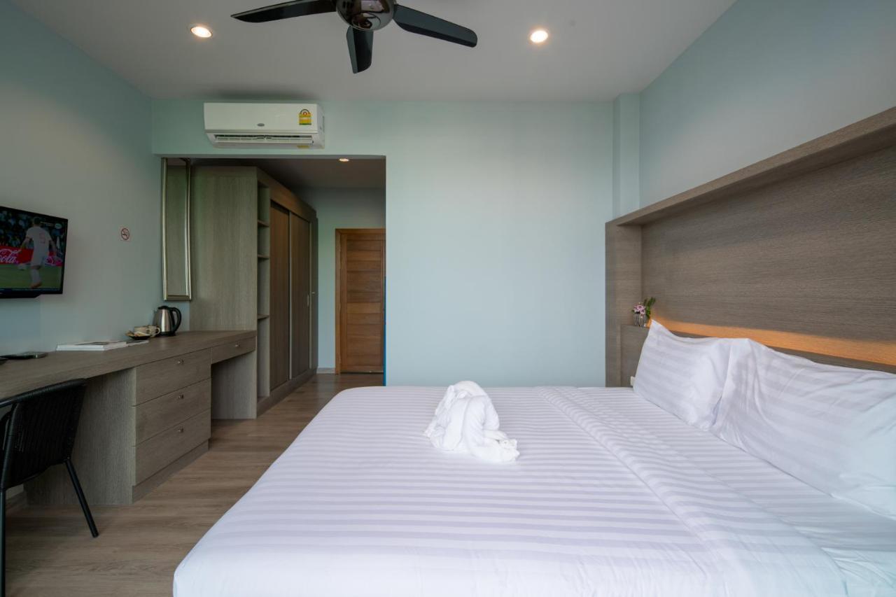 Double Room Pool View