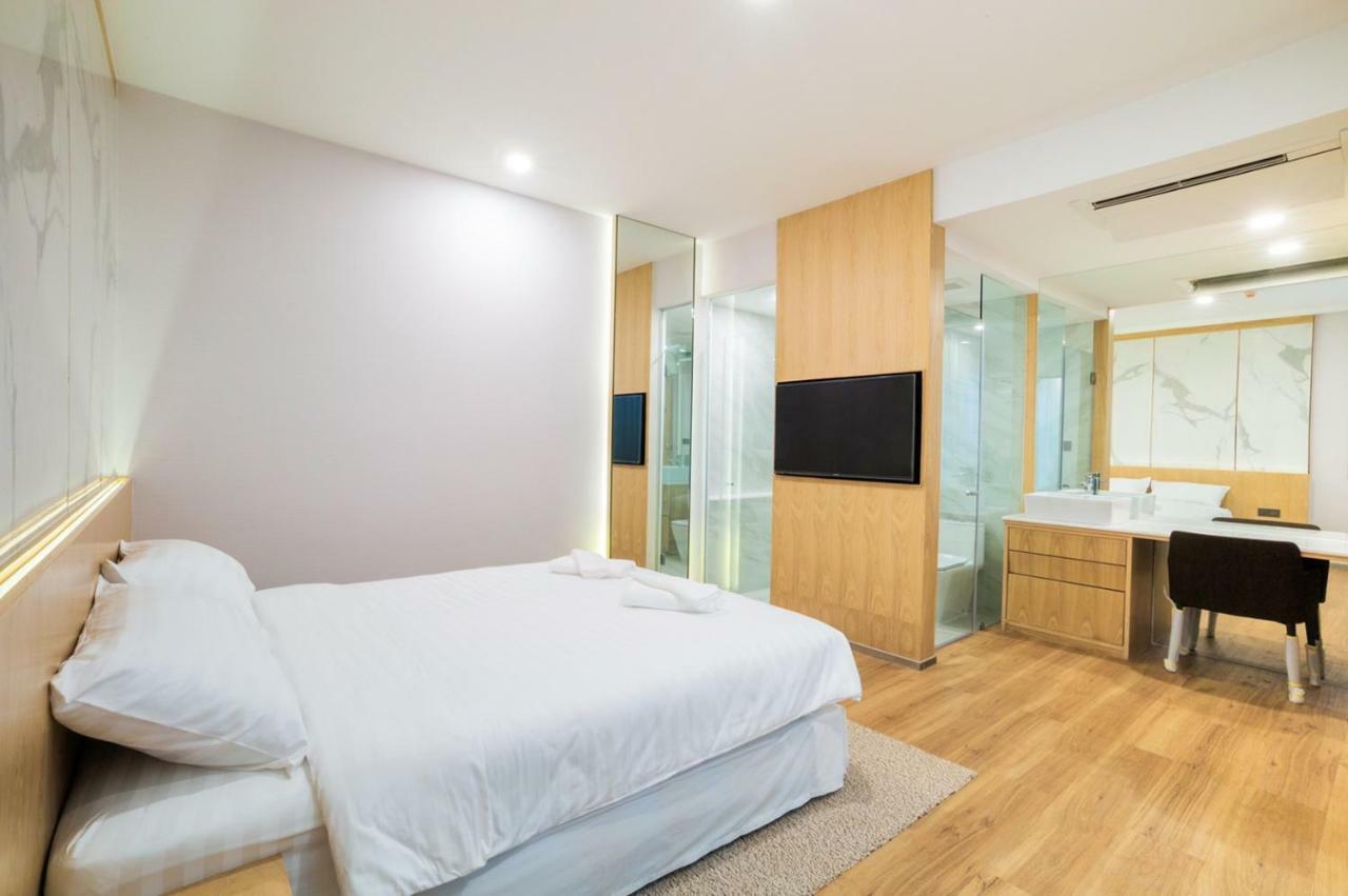 Standard Double Room,781385463:JPEG