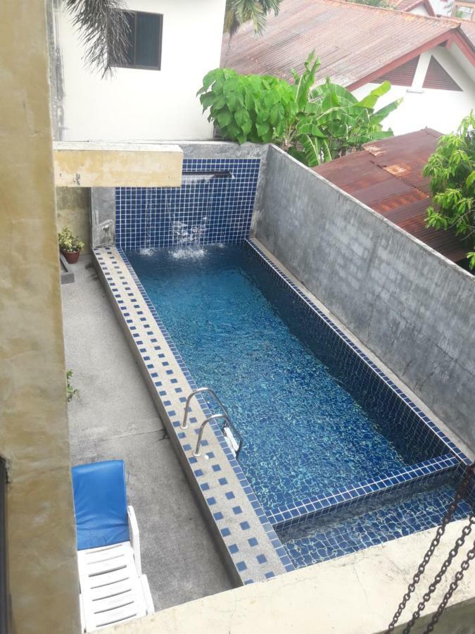 Studio Balcony