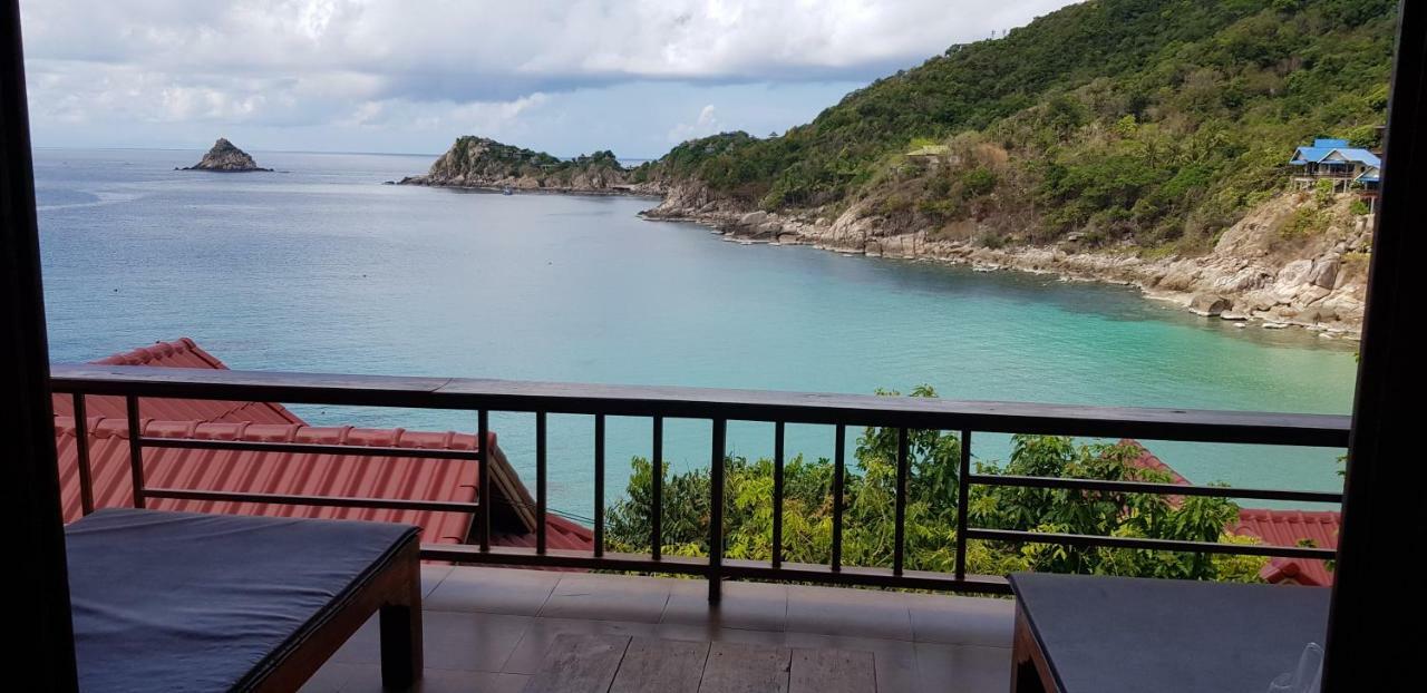 Standard Bungalow Sea View Fan