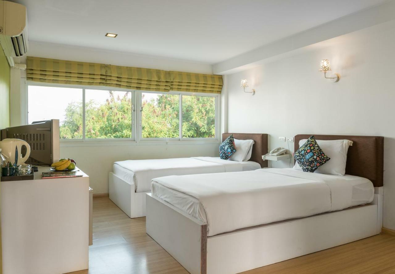 Superior Double or Twin Room Garden View