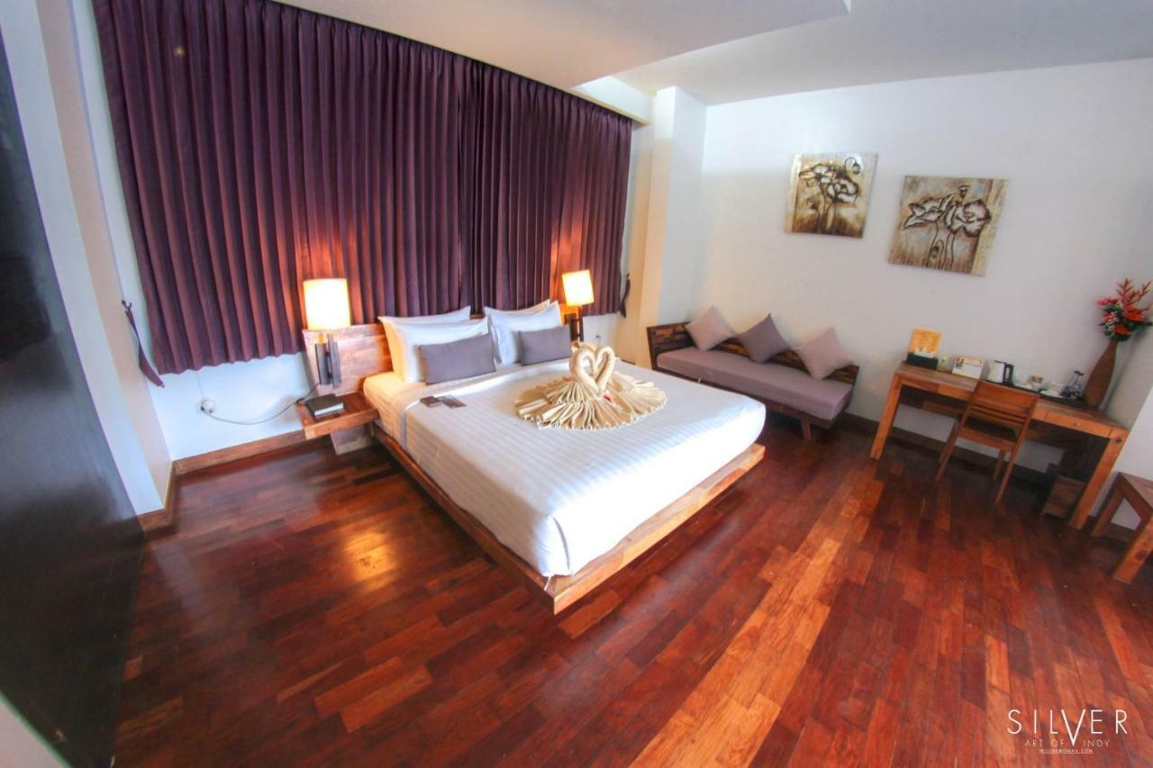 Deluxe Sweet Room