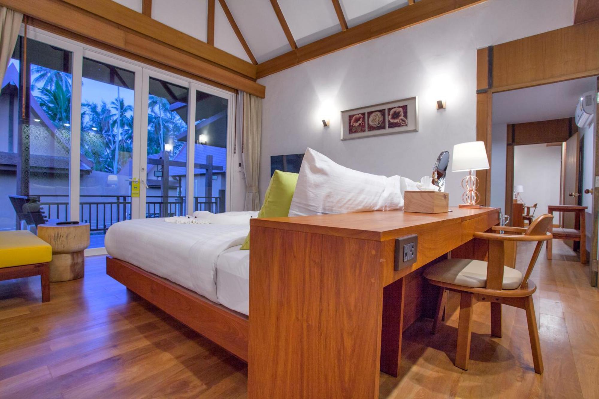 Deluxe Family Room