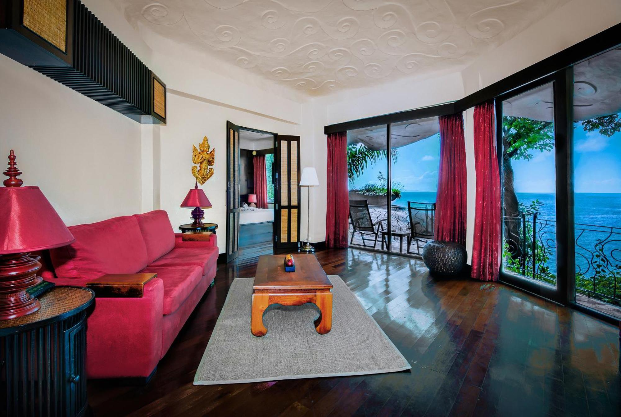 Deluxe Suite Pavilion Sea View