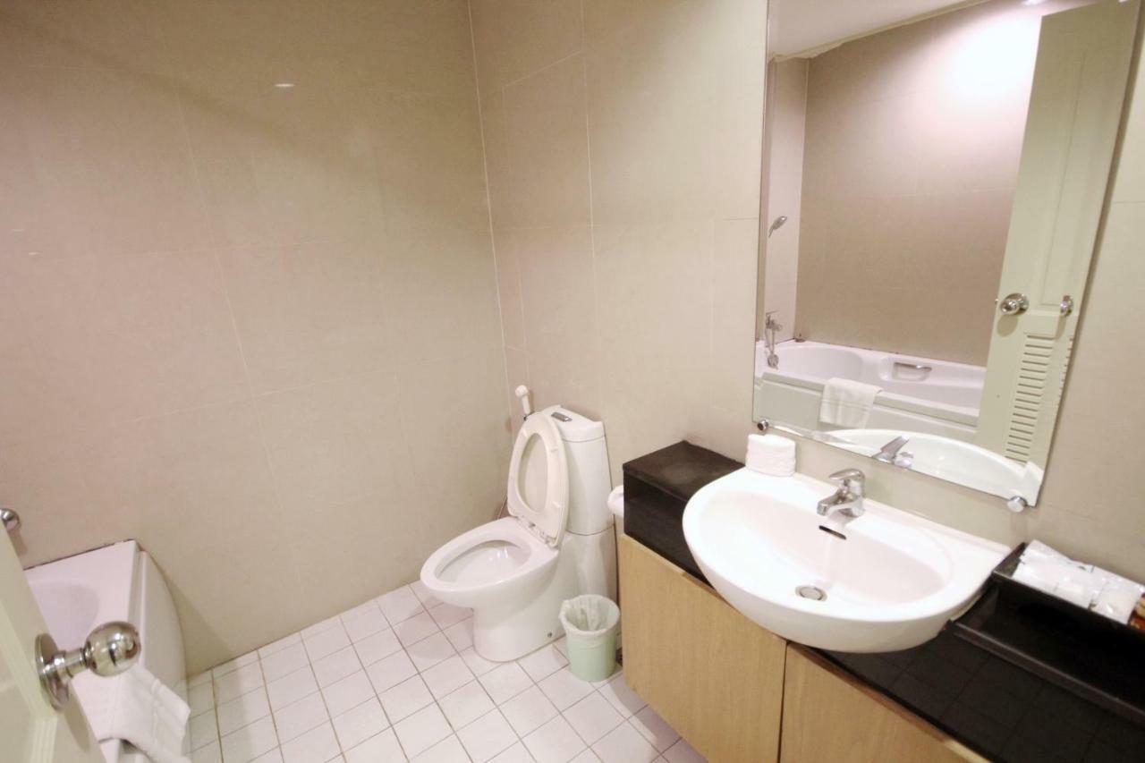 Standard Double Room Back Wing,827211785:JPEG