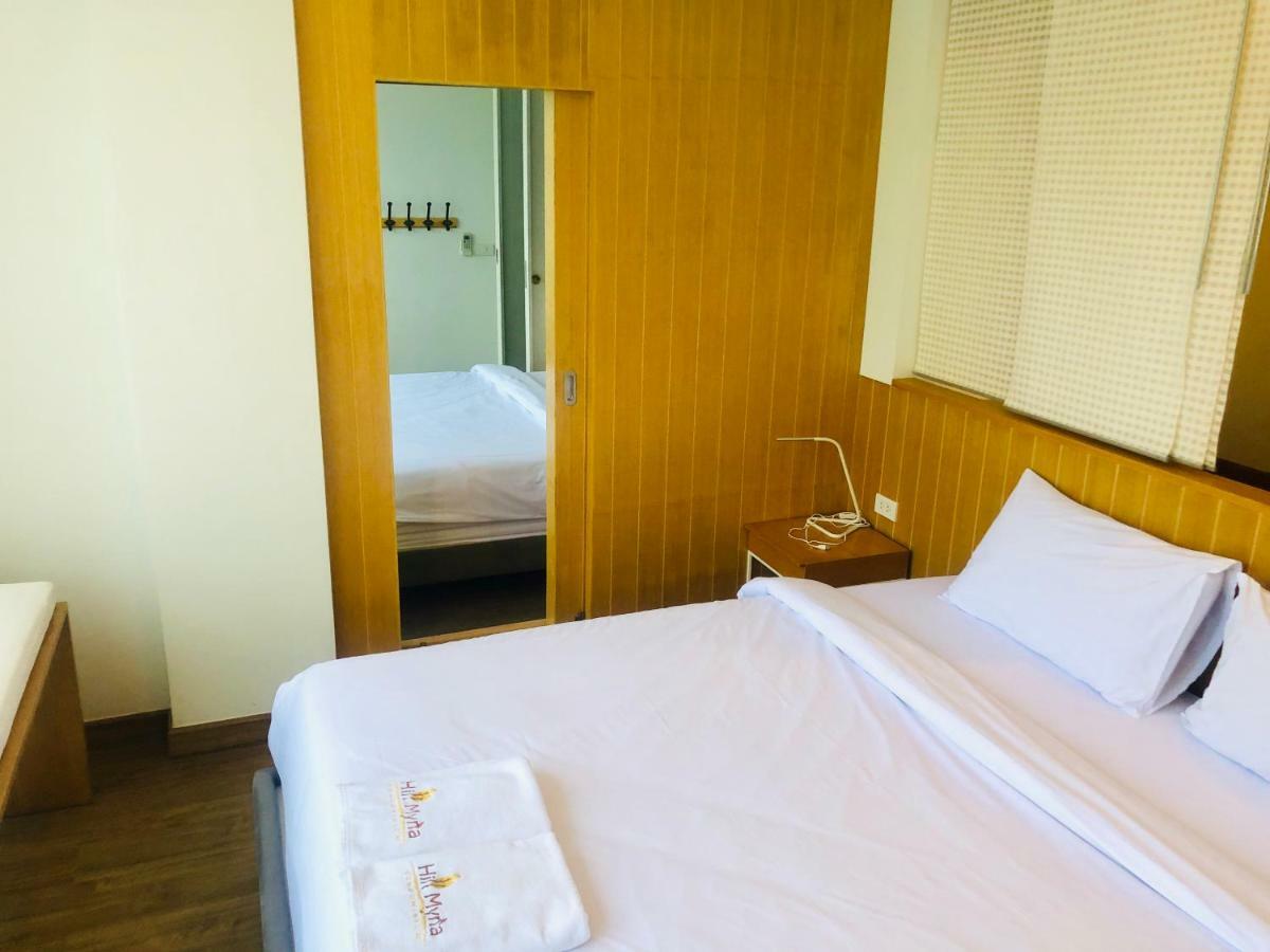 Studio - connecting room