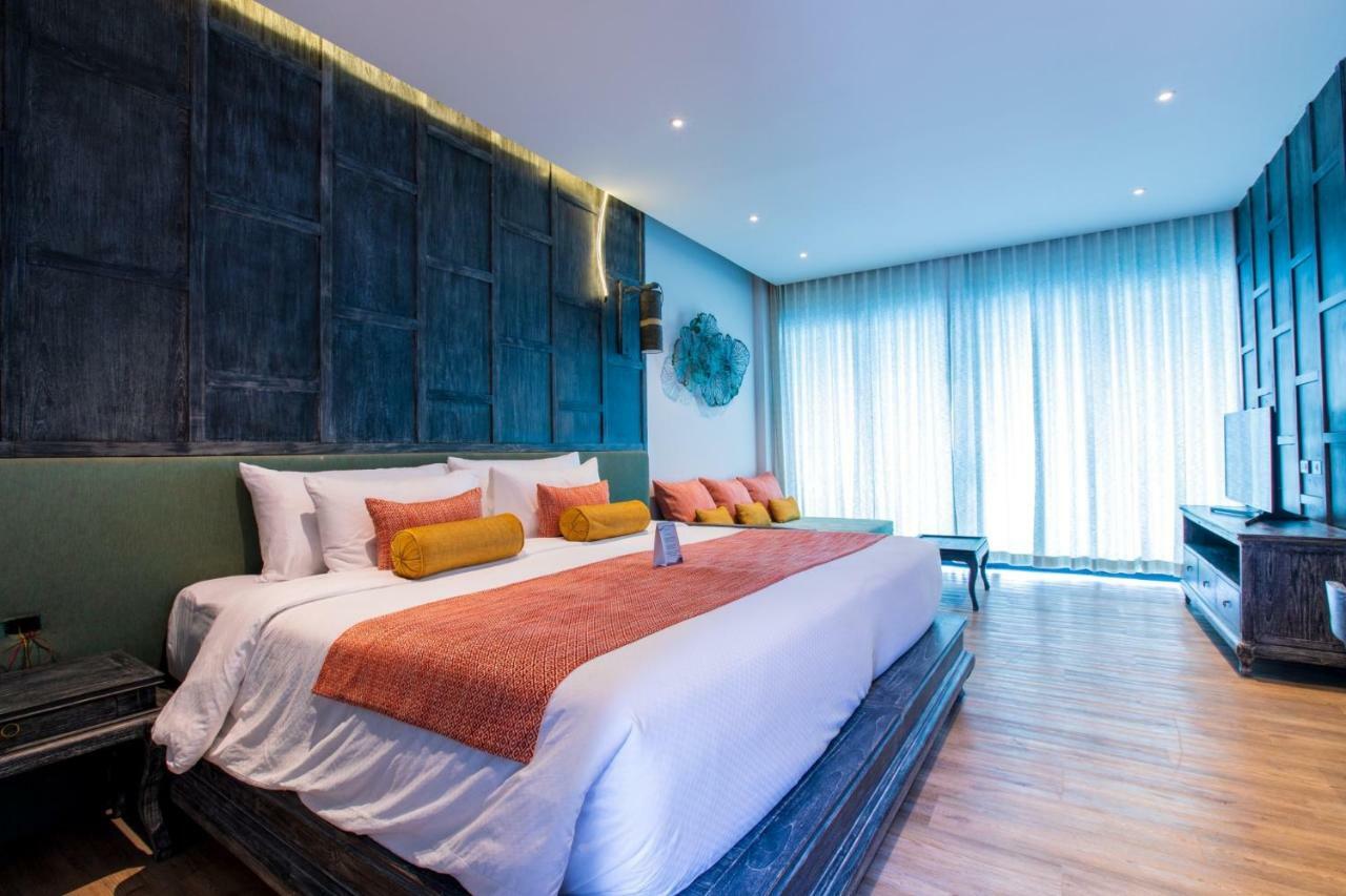Deluxe Double or Twin Room Pool Access
