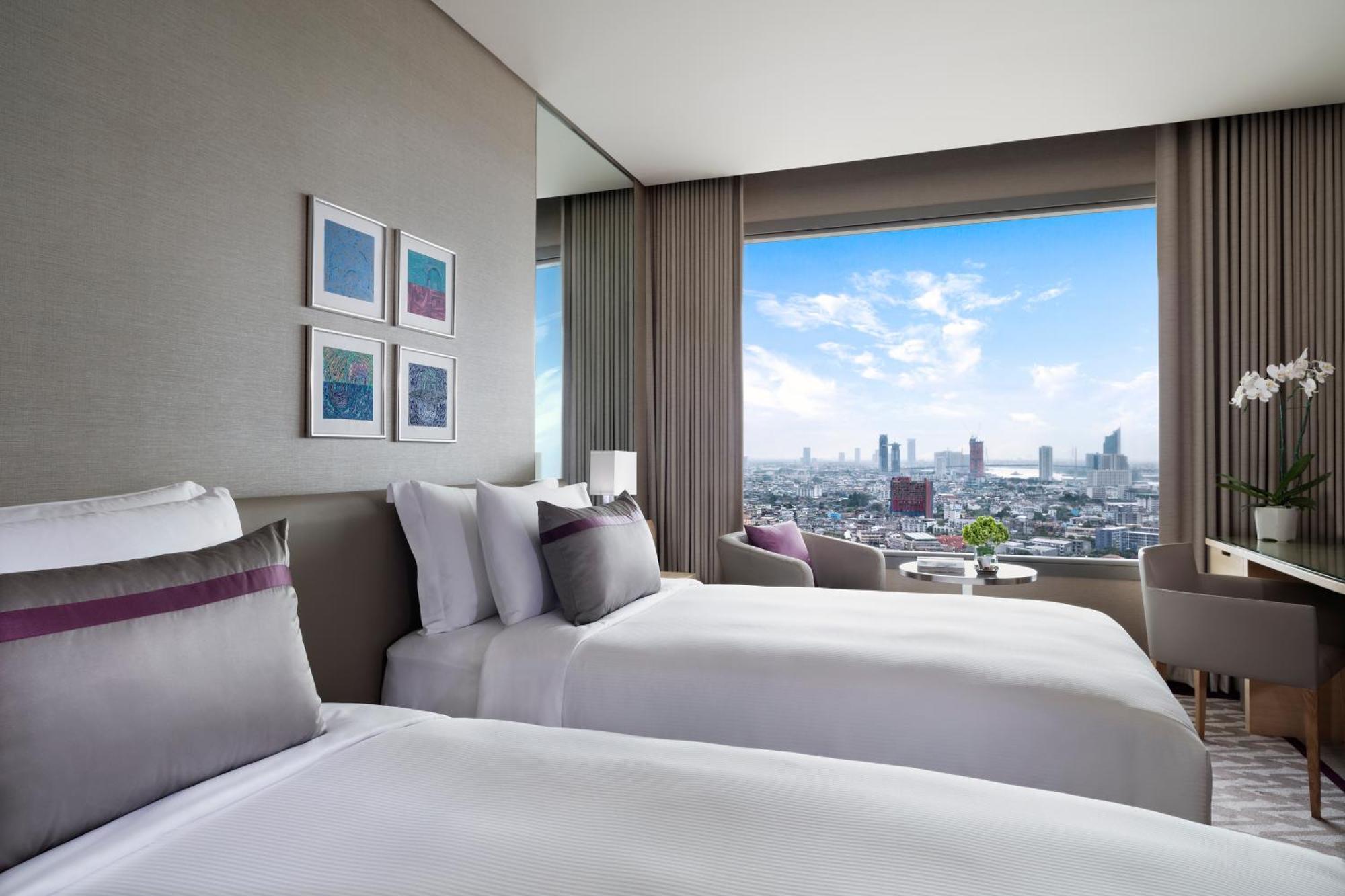 Panorama River View Room