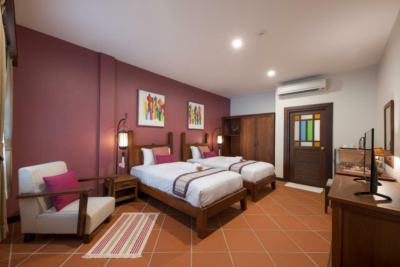 Pool view Superior Twin,1427613259:JPEG