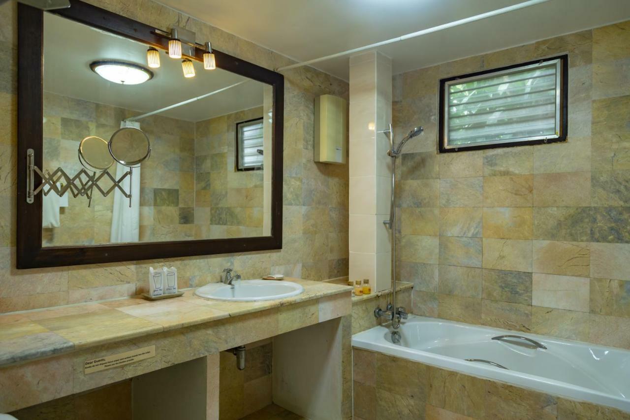 Deluxe Beach Front Bungalow
