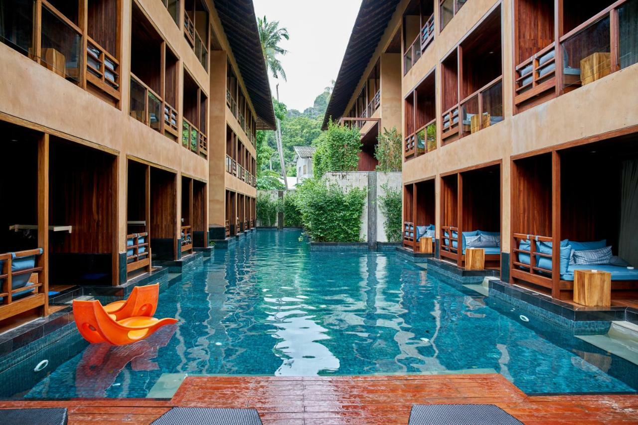 Deluxe Double Room Pool Access