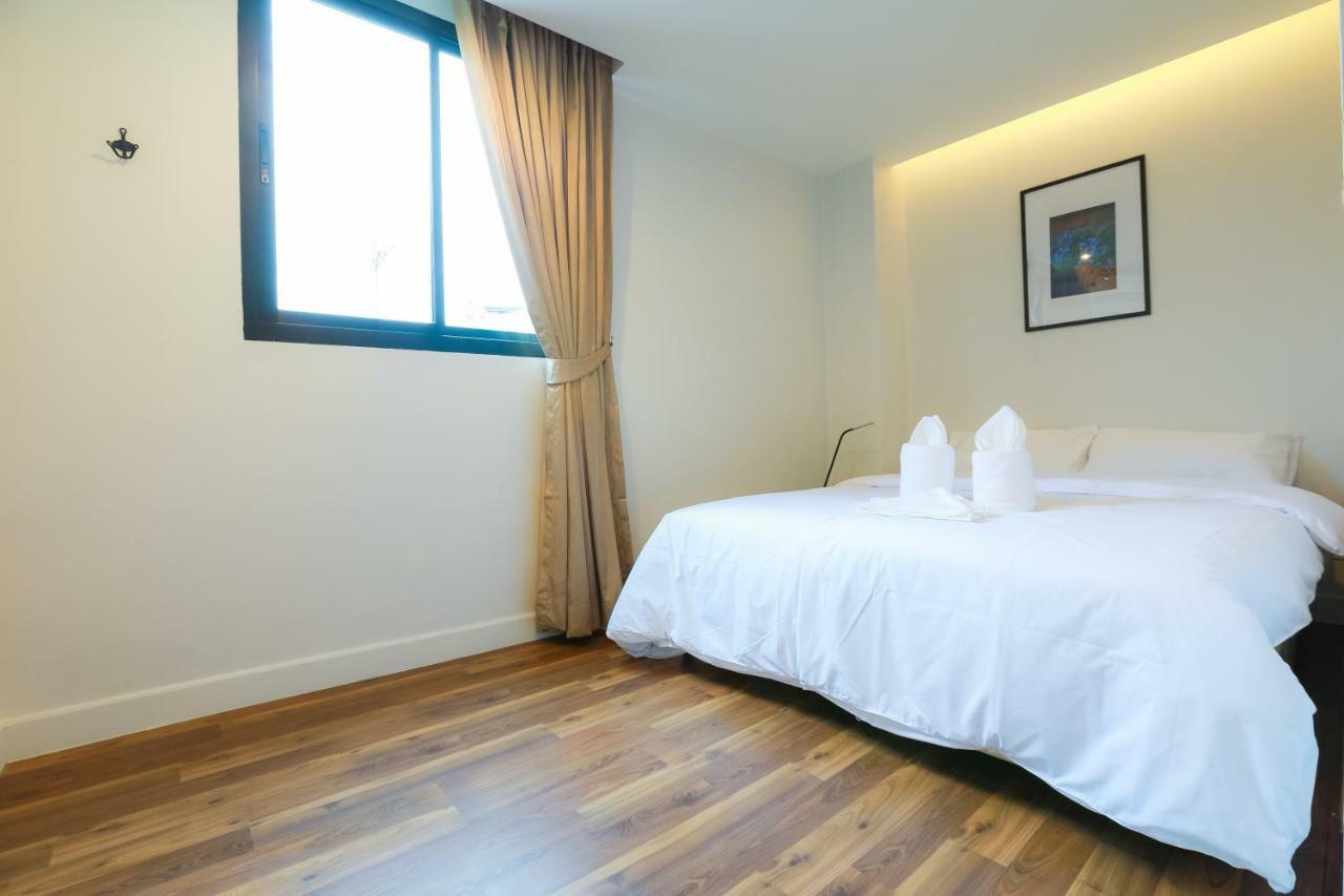 Superior Double Room,1279529539:JPEG
