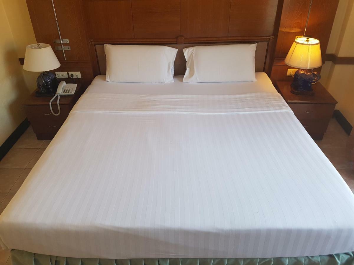 Standard Double Room West Wing