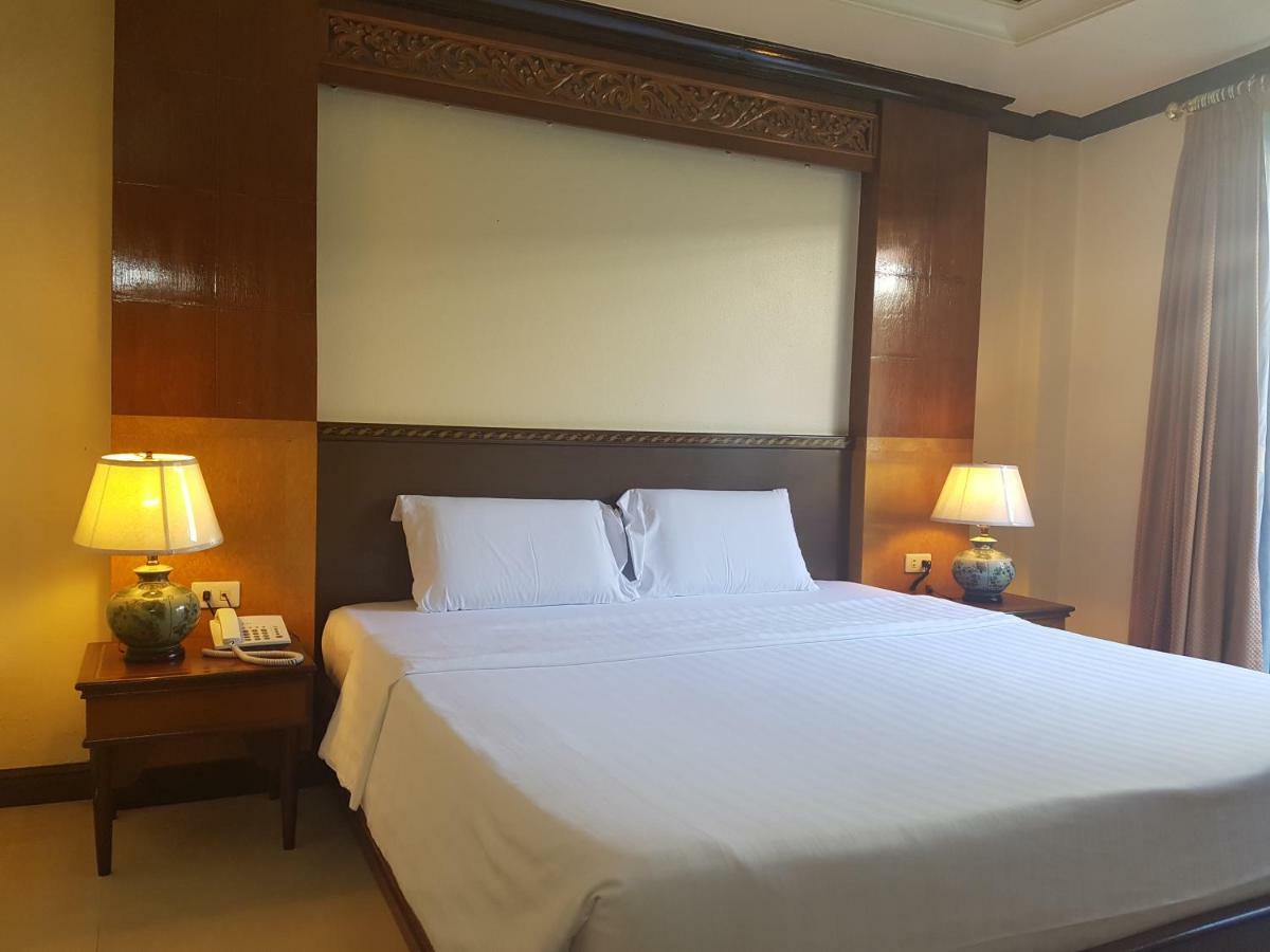 Standard Double Room West Wing