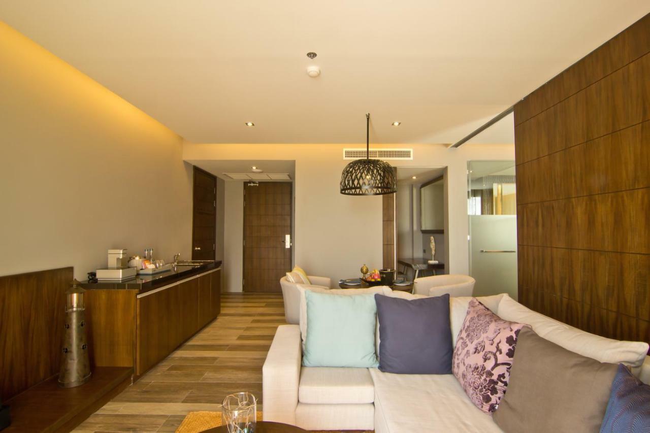 Luxury Suite