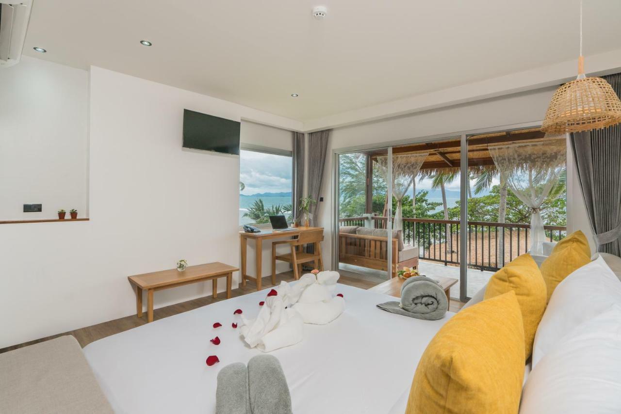 Deluxe Doppelzimmer mit seitlichem Meerblick