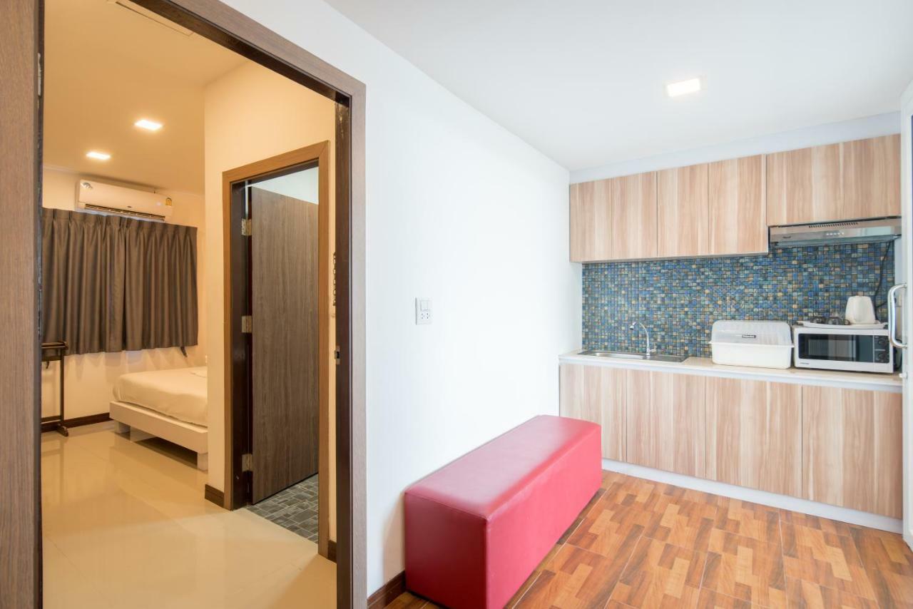 Large Apartment Sea View