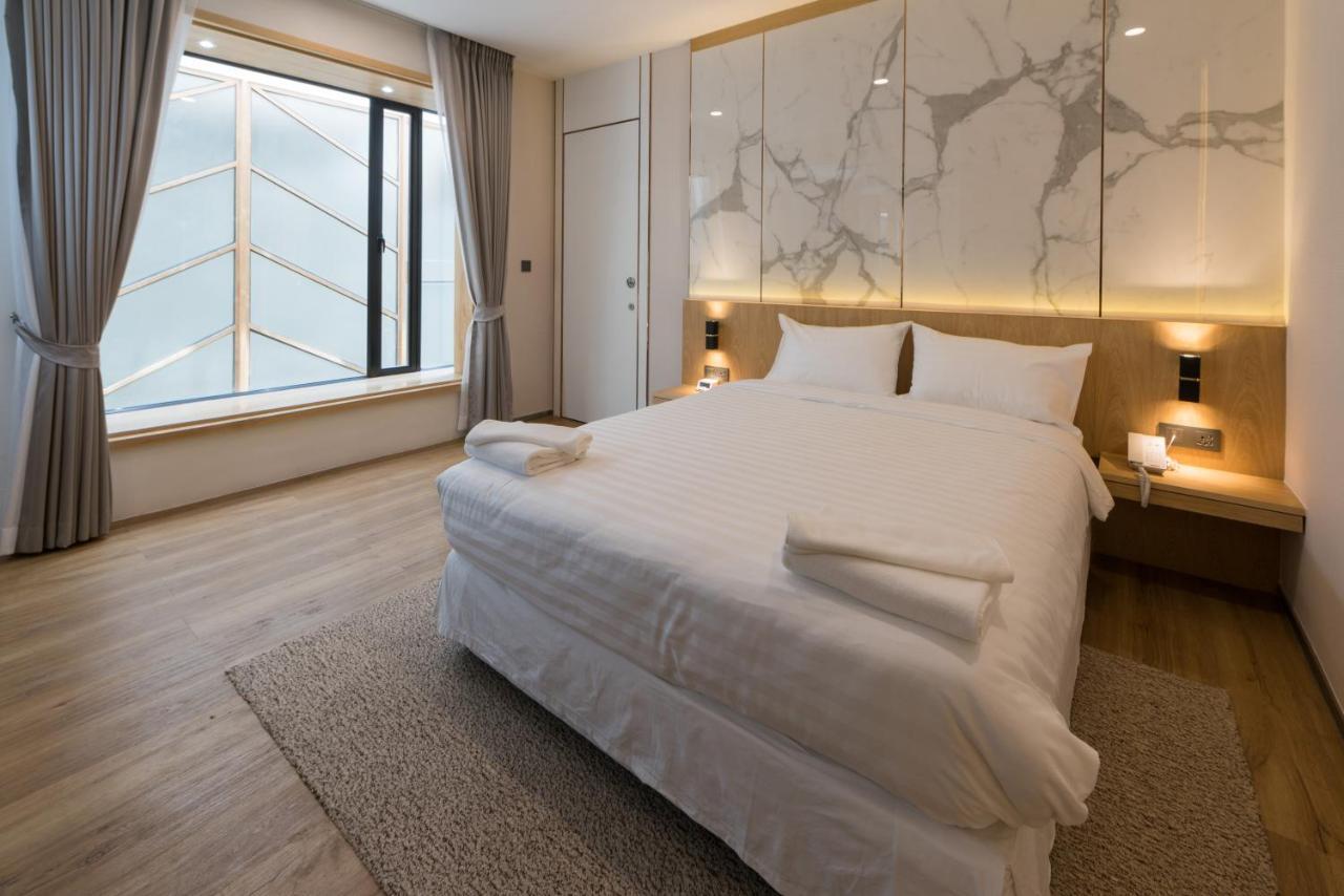 Deluxe Double Room City View