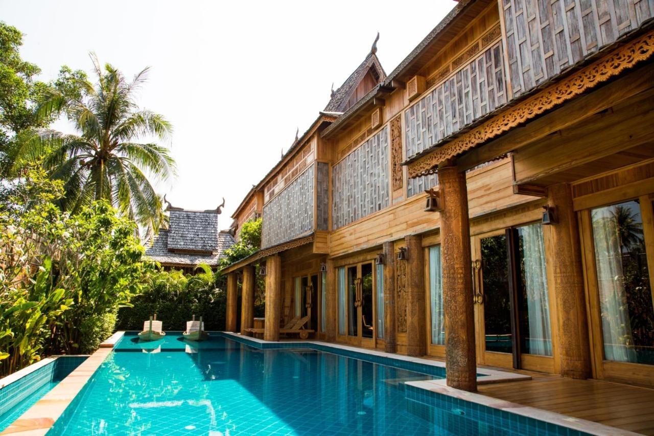 Royal Grand Pool Villa
