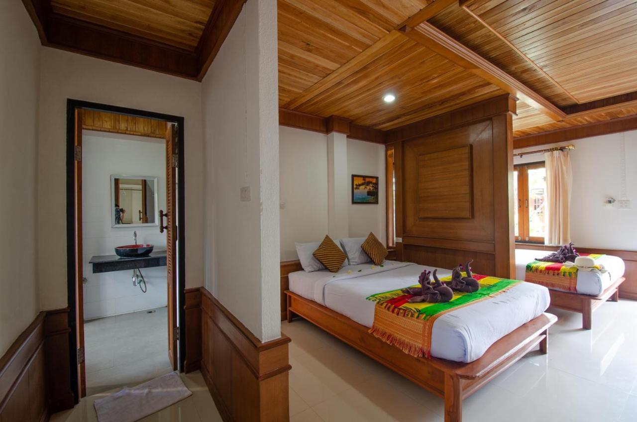 Deluxe Bungalow Twin Bed