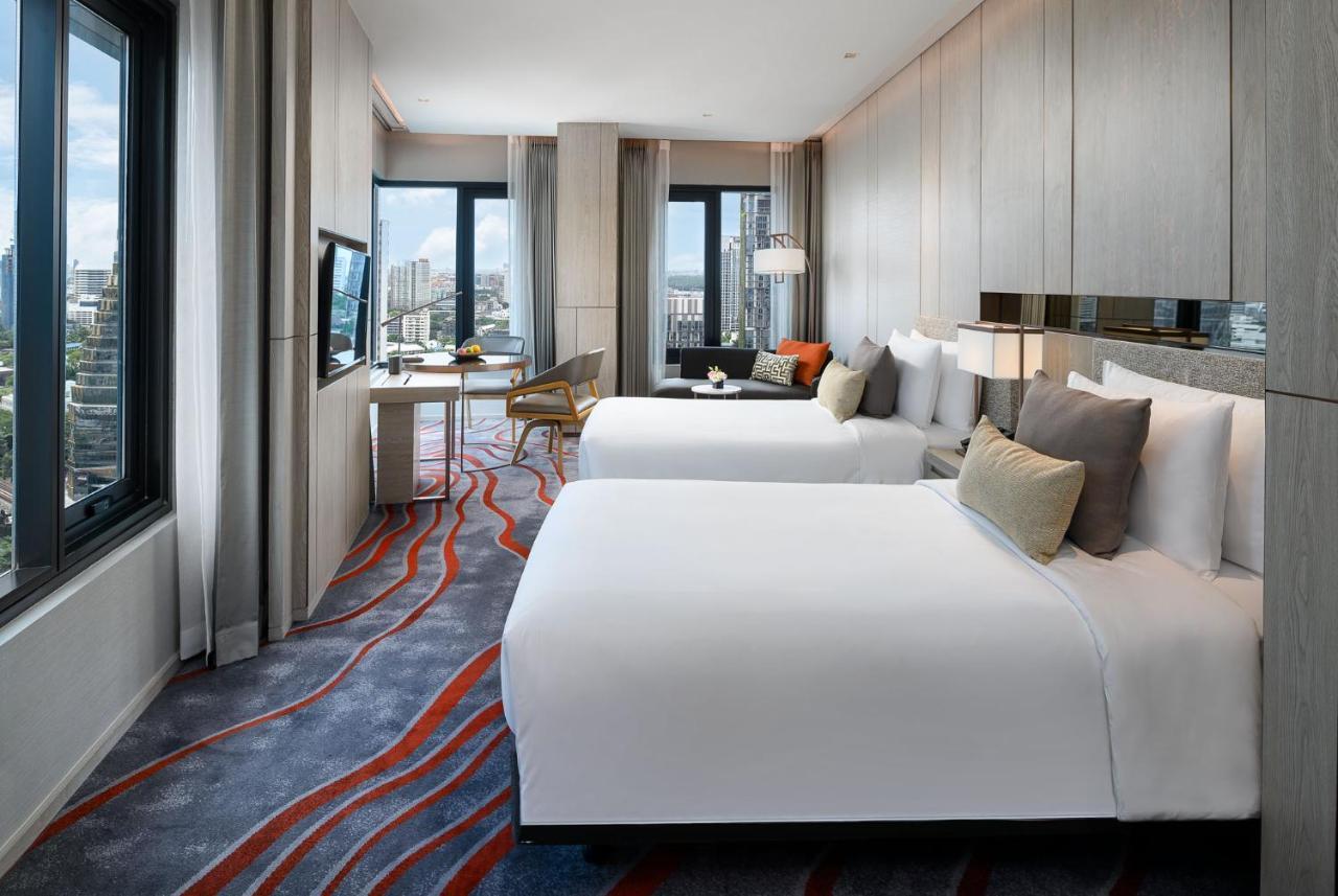 Premier Corner Twin Room