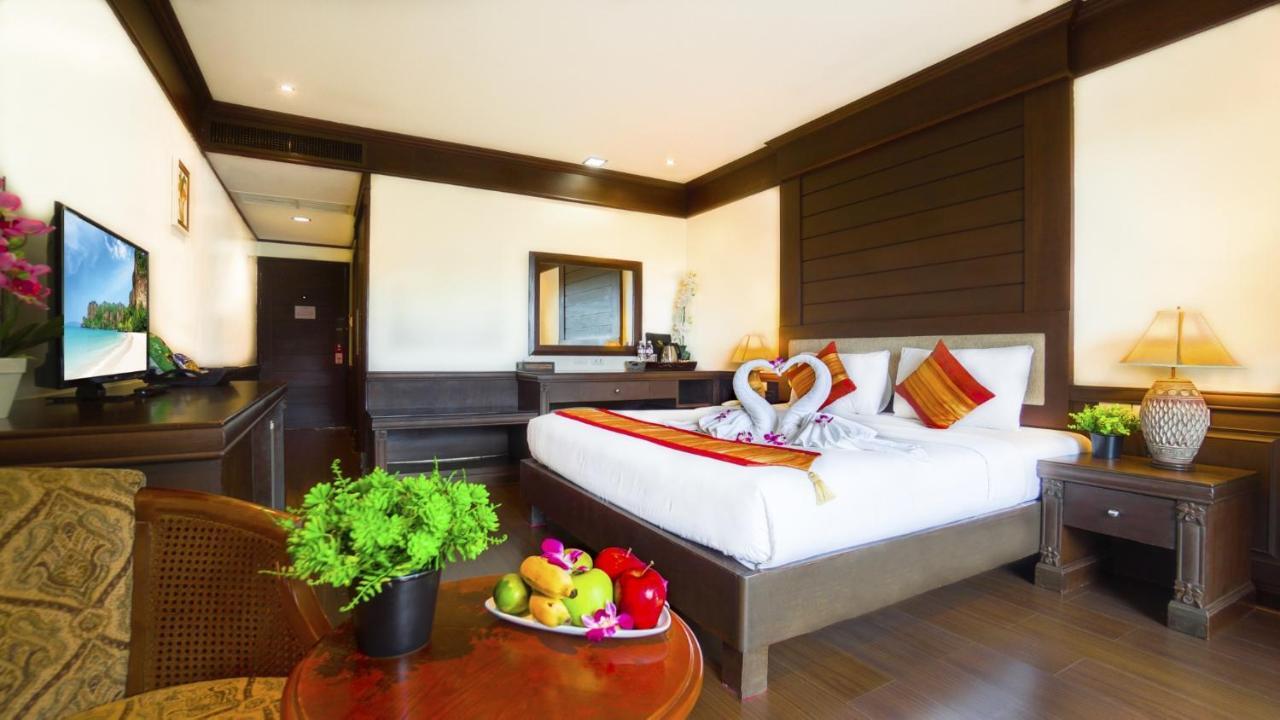 Superior Double or Twin Room No View