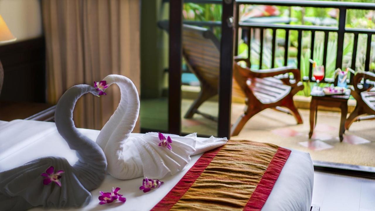Grand Deluxe Double or Twin Room Pool View
