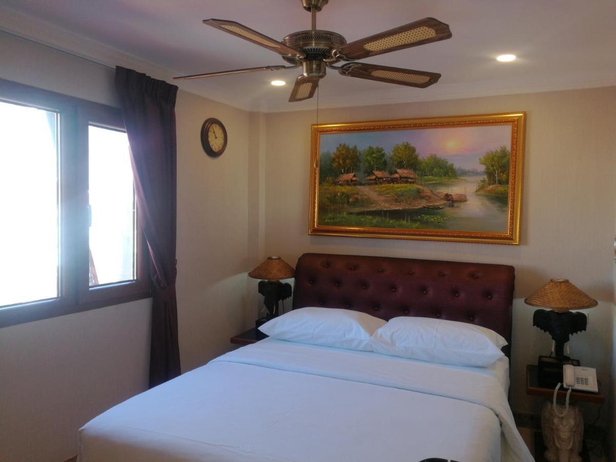 Superior Queen Room