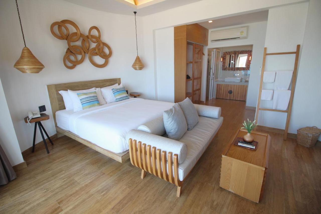 Beach Front Villa,1128146295:JPEG