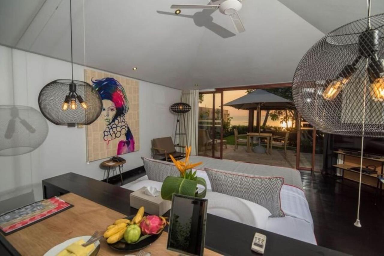 Villa Beach Front