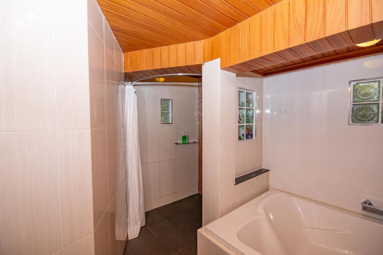 Suite Spa Bath