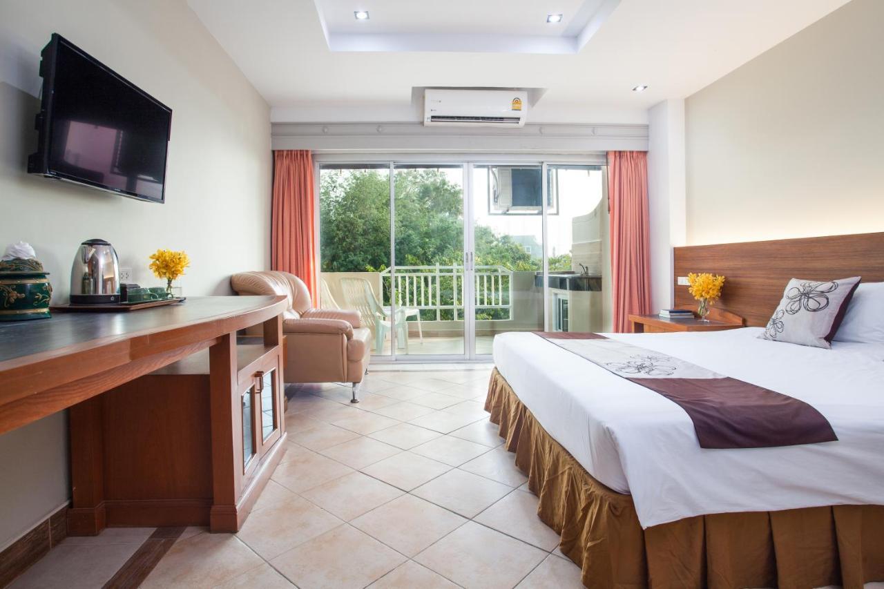 Deluxe Double or Twin Room