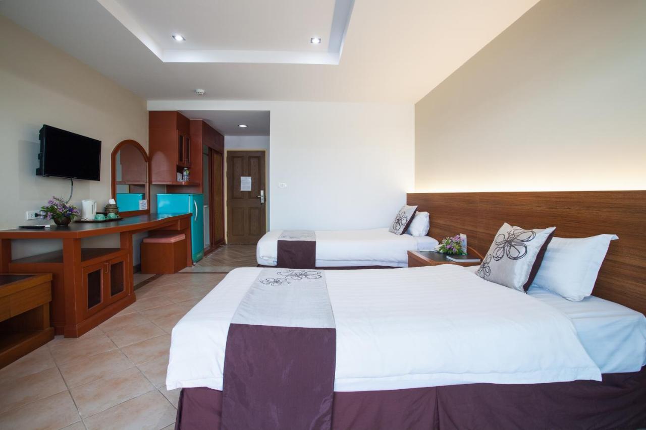 Deluxe Double or Twin Room
