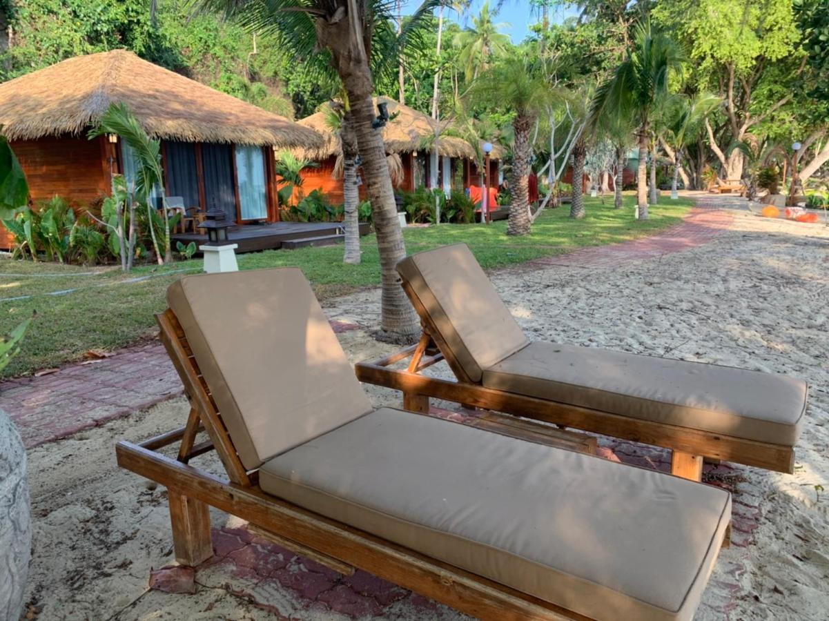 Beachfront Luxury Villa