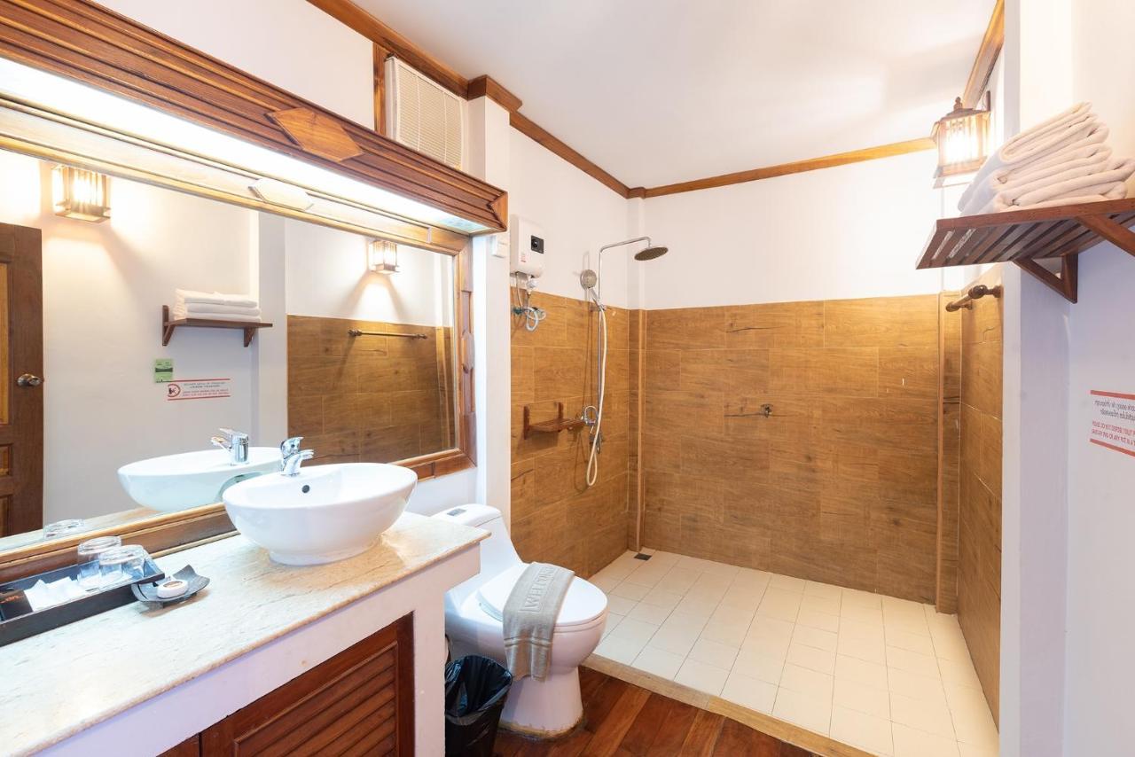 Standard Room No View Transfer to Tonsai Pier