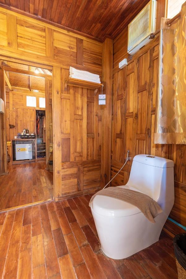 Grand Deluxe Villa Sea View Transfer to Tonsai Pier