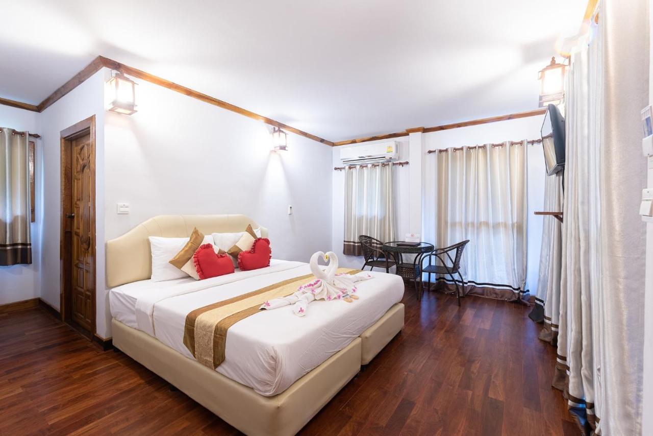 Superior Villa Partial Sea View Transfer to Tonsai Pier