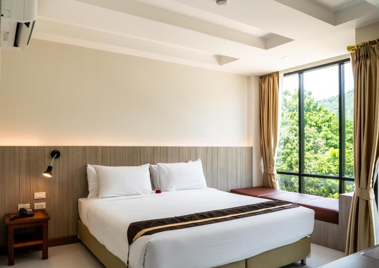 Deluxe Double or Twin Room with Garden View