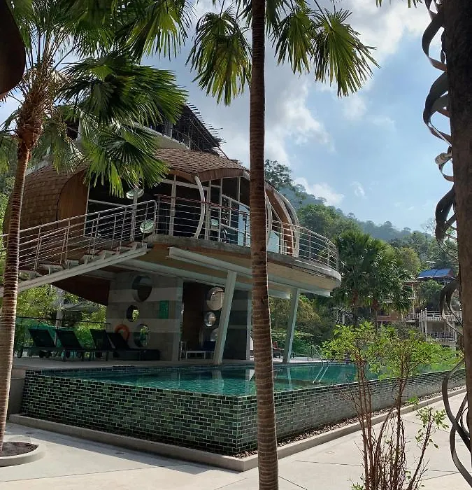 Emerald Terrace Resort-1