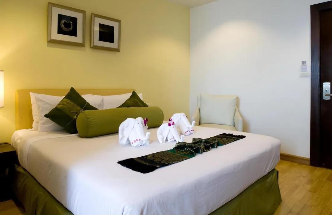 Bangkok Centre Hotel - Sha Extra Plus-1