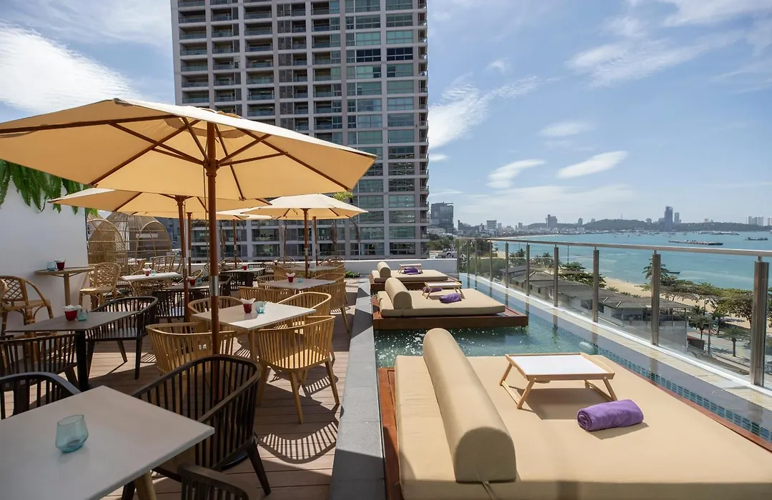 Pattaya Sea View Hotel - Sha Extra Plus-1