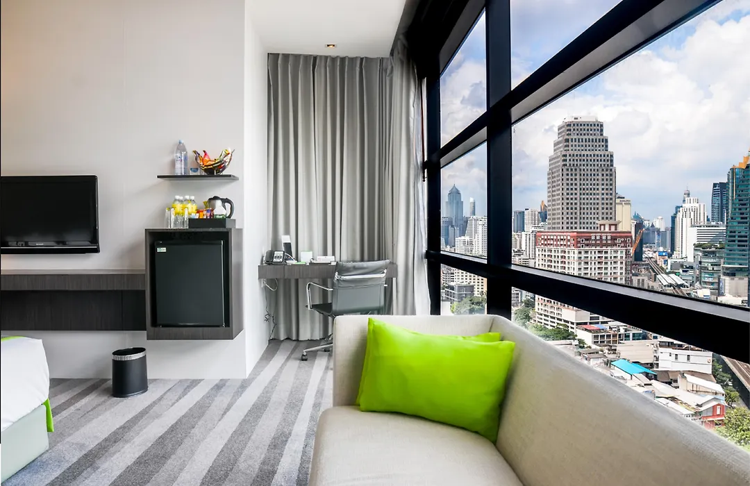Millennium Hilton Bangkok-1