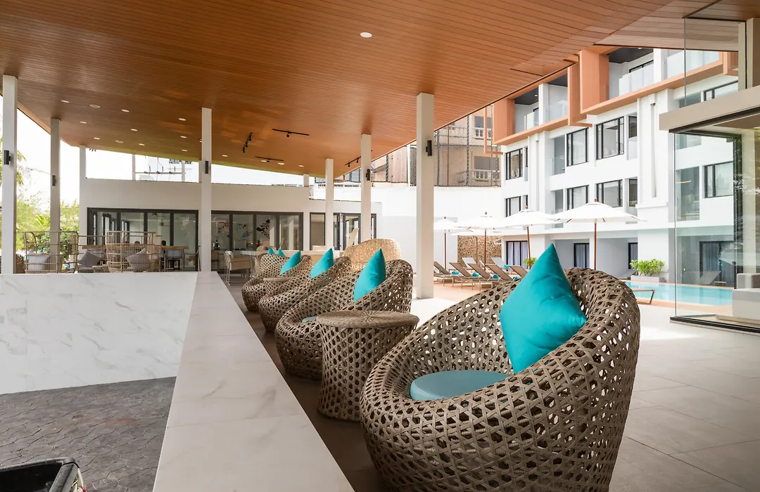 Liv Hotel Phuket Patong Beachfront-1