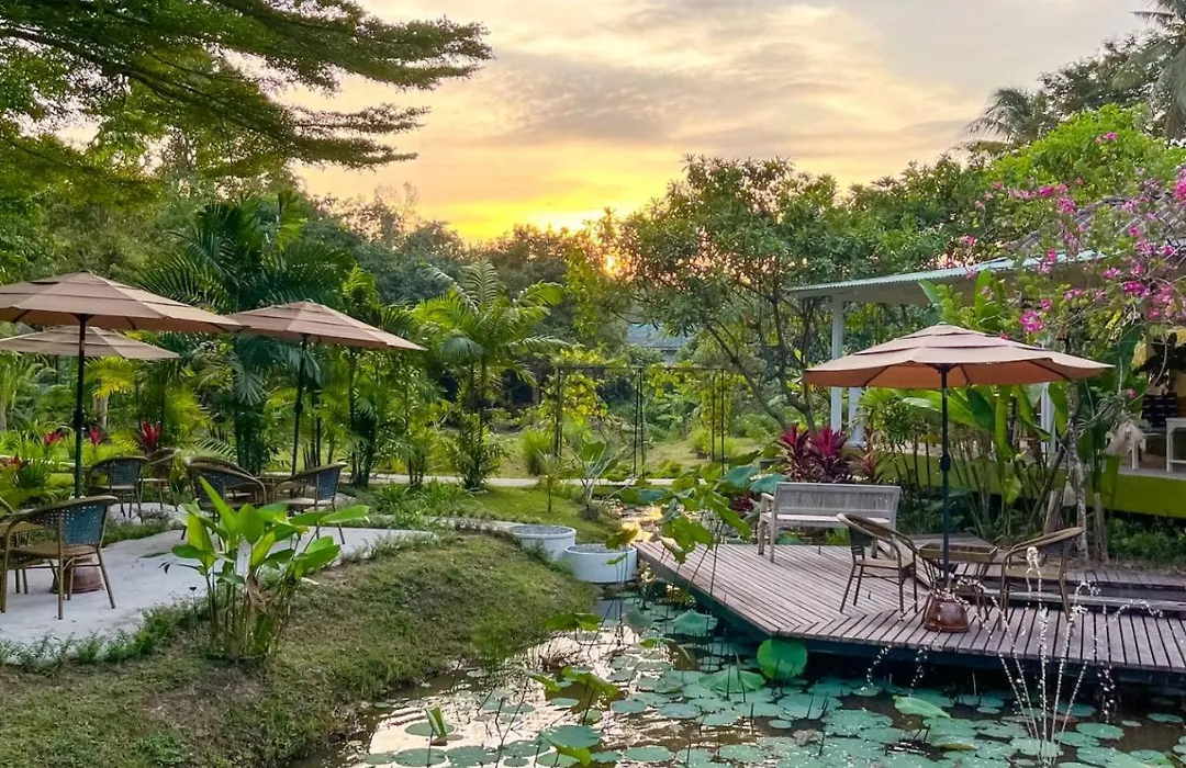 Baan Bua Cottage-1