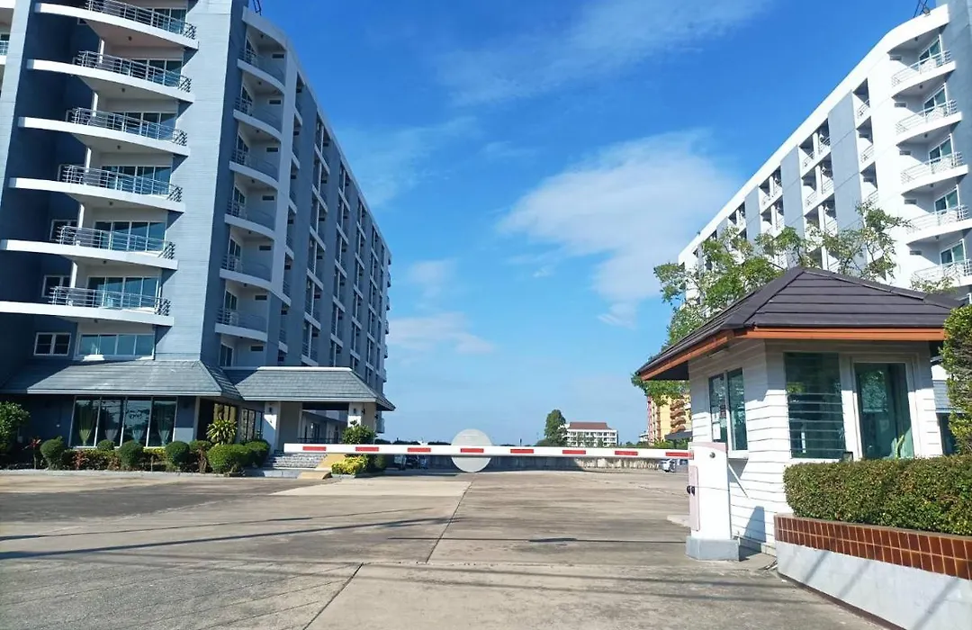 The Leisure Hotel-1