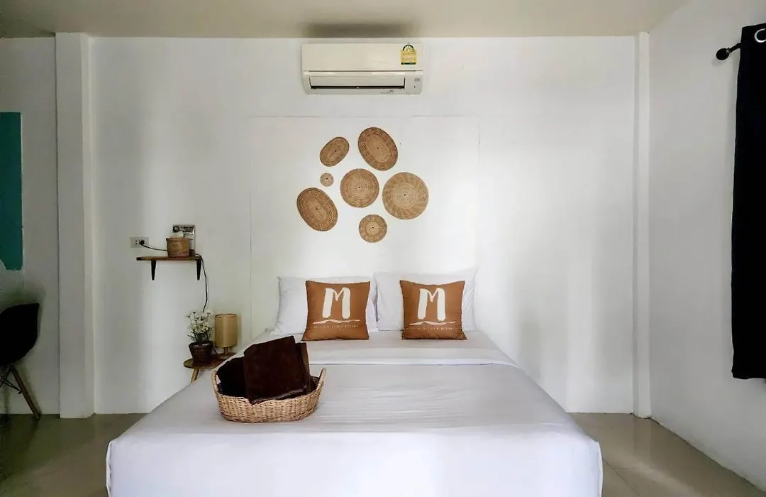 Minnie Seaview Resort-1