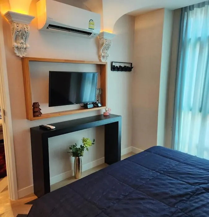Espana Condo Resort Pattaya-1
