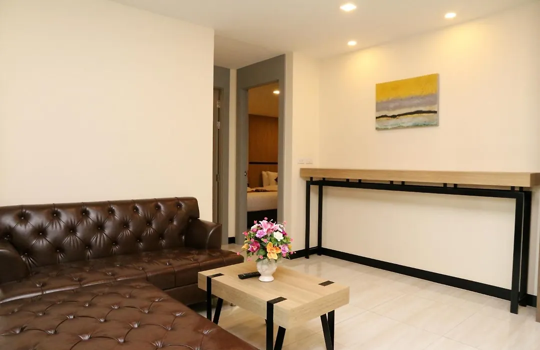 Crystal Palace Luxury Hotel Pattaya-1